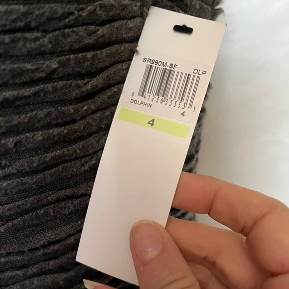 Suzi Chin Maggy Boutique Pleated Bodycon Sz 4 Cocktail Workwear Capsule Minimal - Picture 10 of 13